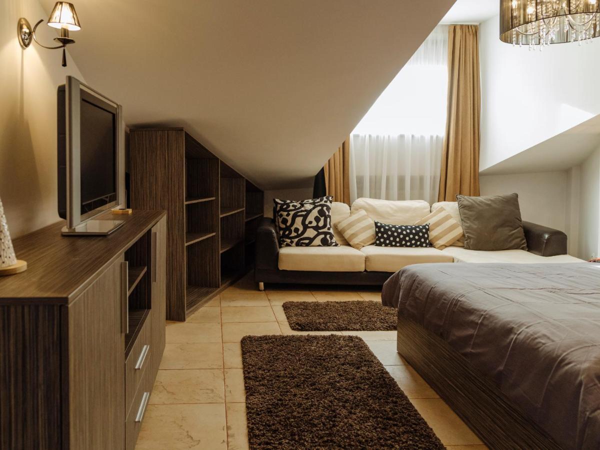 Amazing City View Residences - Penthouse & Apartment Бухарест Екстер'єр фото